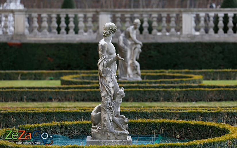 Schonbrunn Gardens at Schonbrunn Palace Vienna