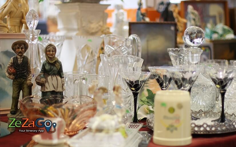 Flea market at the Naschmarkt