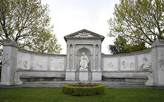 Franz Grillparzer Monument